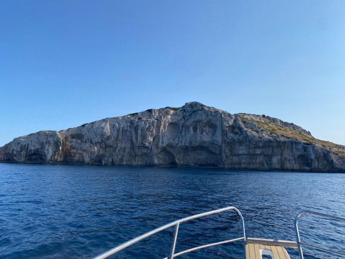 Apartments Villa Lora Kraj  ภายนอก รูปภาพ